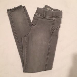 Girls 👧🏻  Gapkids 1969 gray washed legging Jean